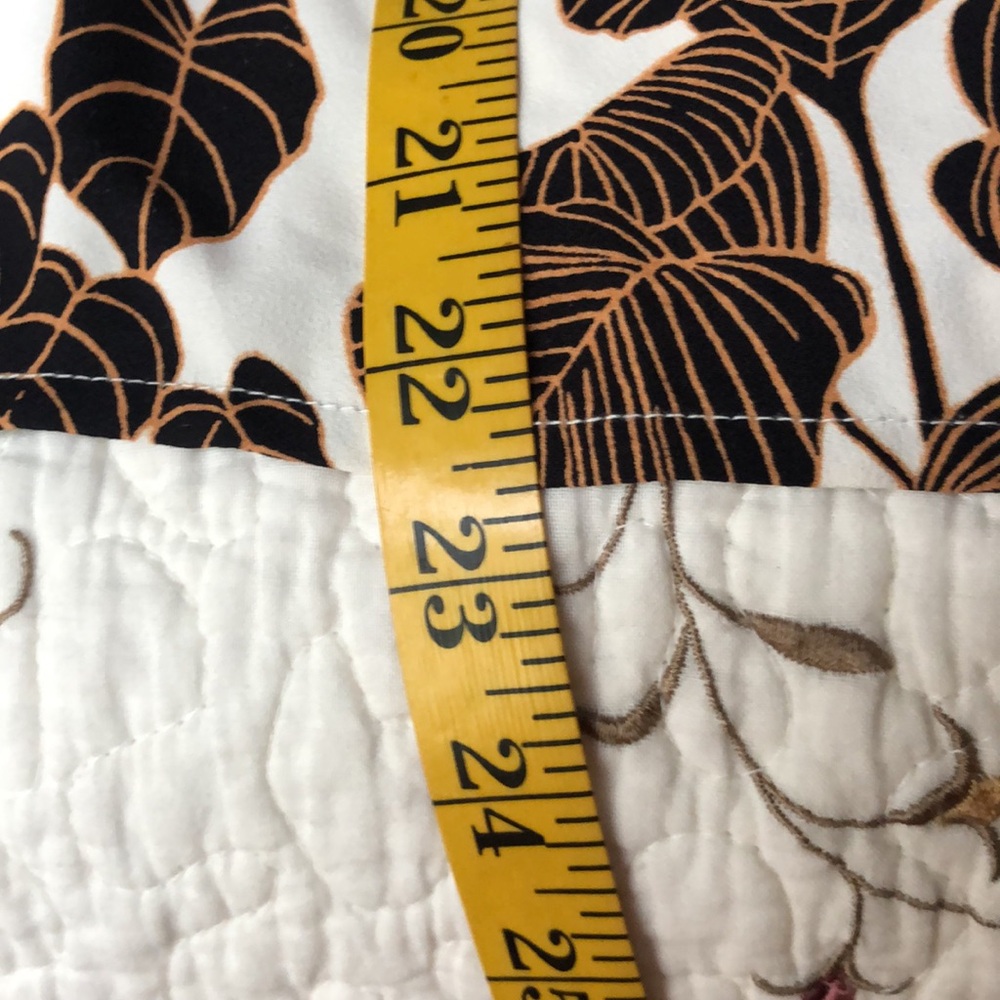 Ann Taylor top. Med - Picture 7 of 8